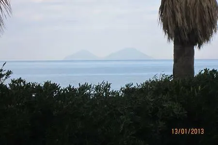 Appartamento Ambra di mare SantʼAgata di Militello 0*,