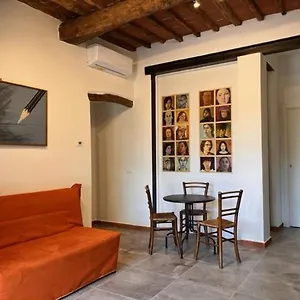 https://appartamento-il-picchio-verde.it-tuscanyhotel.com