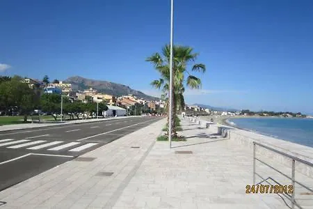 Ambra Di Mare Apartment Sant'Agata di Militello Italy